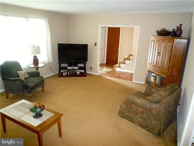 1021 Cypress Rd, Wilmington, DE 19810 - photo 4