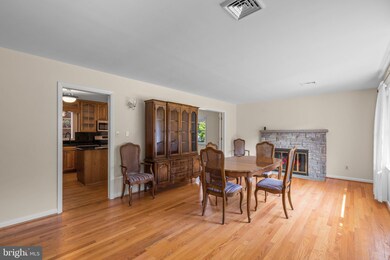 4005 Perry Hall Rd, Perry Hall, MD 21128 - photo 3