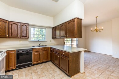 32 Tenby Ct, Lutherville Timonium, MD 21093 - photo 6