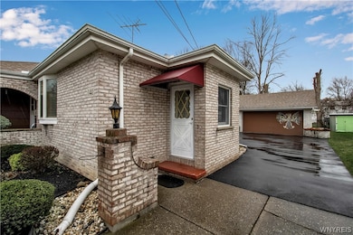 141 Homestead Dr, North Tonawanda, NY 14120 - photo 4