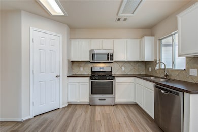 2335 Turnbury Elm Ct, Spring, TX 77386 - photo 7