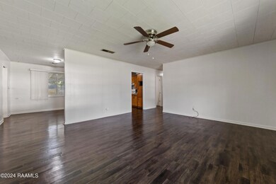 1511Elm-9