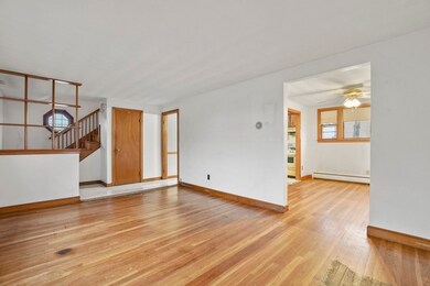 16 Andrew St, Malden, MA 02148 - photo 6