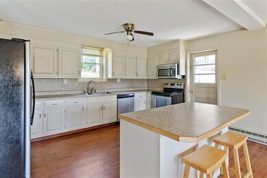 165 Georgetown Dr, Barnstead, NH 03225 - photo 5