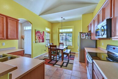 EAT-IN KITCHEN PRIOR TO NEUTRAL PAINT