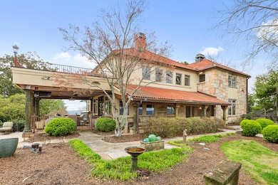 330 N CREST