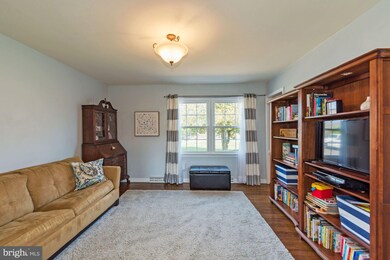 20627 Gleedsville Rd, Leesburg, VA 20175 - photo 5