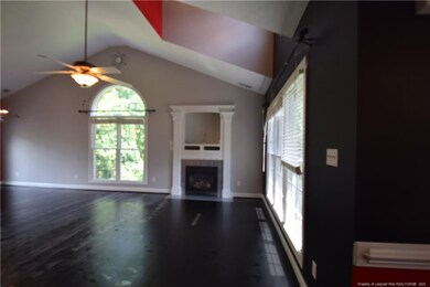 129 Sevenoaks Ct, Fayetteville, NC 28303 - photo 3