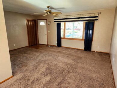 3302 Loveland Ave, Erie, PA 16506 - photo 6