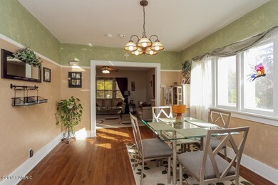 009-Dining_Room-1304441-mls
