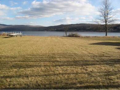103 Lakefront Ln, Barton, VT 05822 - photo 5
