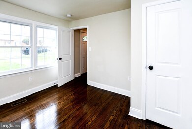 3906 56th Place, Hyattsville, MD 20784 - photo 5