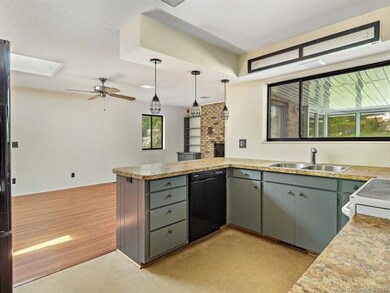 124 Brookside Dr, Hendersonville, NC 28792 - photo 7