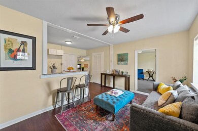 416 S Mcentire Ct, Fort Worth, TX 76108 - photo 5