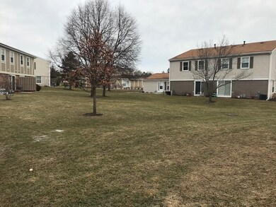 274 Nantucket Harbor unit 803, Schaumburg, IL 60193 - photo 4