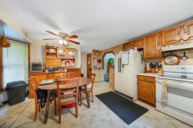 107 Rockingham Rd unit A, Londonderry, NH 03053 - photo 6