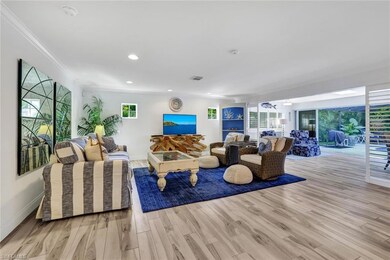 735 Old Trail Dr, Naples, FL 34103 - photo 4