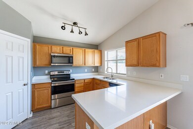 5-web-or-mls-Northview-5