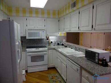 5506 N Citation Rd unit A5506, Ottawa Hills, OH 43615 - photo 7