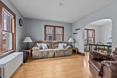 919 W 5th Ave, Oshkosh, WI 54902 - photo 2