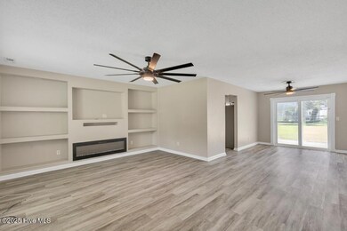 1217 Castle Dr, Jacksonville, NC 28546 - photo 3