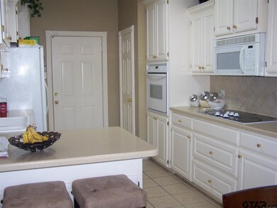 3433 3433 Bienville, Tyler, TX 75701 - photo 2