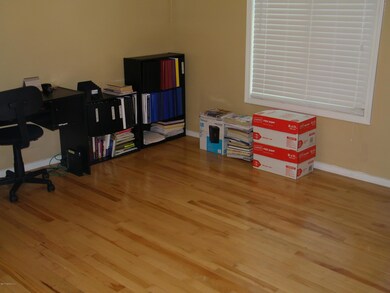 3126 Capper Rd, Jacksonville, FL 32218 - photo 7