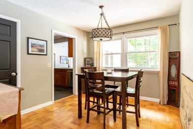 497 Lodge Lane-4