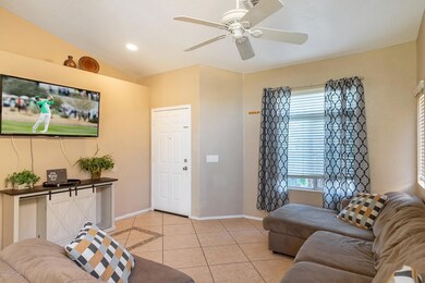 Monte Vista Pic Living Room3