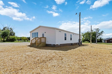 818 Clear Fork Rd, Russell Springs, KY 42642 - photo 4