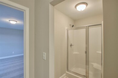 711 N Russell St, Portland, TN 37148 - photo 2