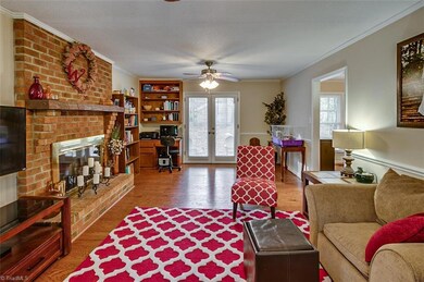 810 Laurel Dr, Asheboro, NC 27205 - photo 5