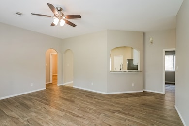 12103 Lakewood Villa Dr, Tomball, TX 77377 - photo 4