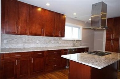 41 Warwick Rd unit 41, Watertown, MA 02472 - photo 2