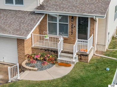 2917 S 80th St, Omaha, NE 68124 - photo 2