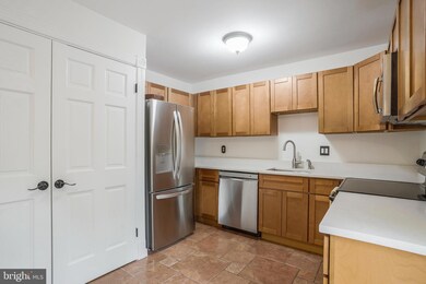 5766 First Landing Way unit 105, Burke, VA 22015 - photo 7