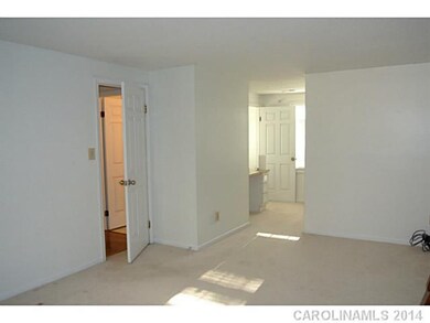 Master Bedroom - Spacious Master Bedroom with walk