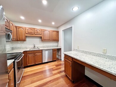 75 Page Rd unit 29, Bedford, MA 01730 - photo 7
