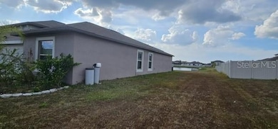 16621 Sunburst Lake St, Wimauma, FL 33598 - photo 4