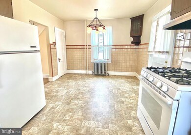 201 Wilson Ave, Reading, PA 19606 - photo 7