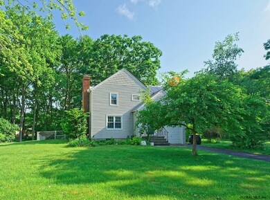 16 Continental Rd, Schenectady, NY 12306 - photo 2