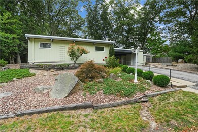 35 Campbell St, West Warwick, RI 02893 - photo 3