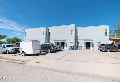 10715 Forest Ridge Ln unit B, El Paso, TX 79935 - photo 2