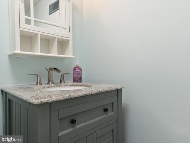 1636 New Windsor Ct, Crofton, MD 21114 - photo 6