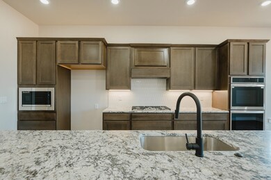 509 Savannah St, Odessa, TX 79765 - photo 7