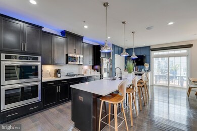 6901 Stansbury Ln, Landover, MD 20785 - photo 7