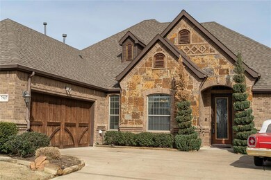 7917 Green Valley Dr, North Richland Hills, TX 76182 - photo 2