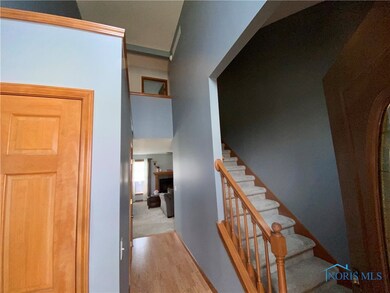 1251 Winchester Ct, Findlay, OH 45840 - photo 2