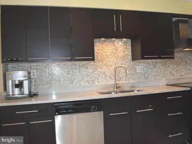 6010 Mardale Ln, Burke, VA 22015 - photo 5