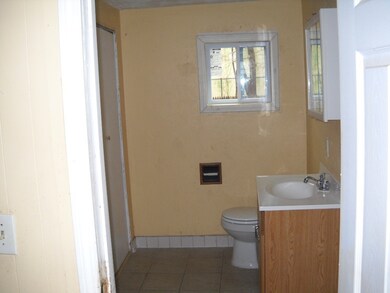 30 Witt St unit 1, Lynn, MA 01905 - photo 5